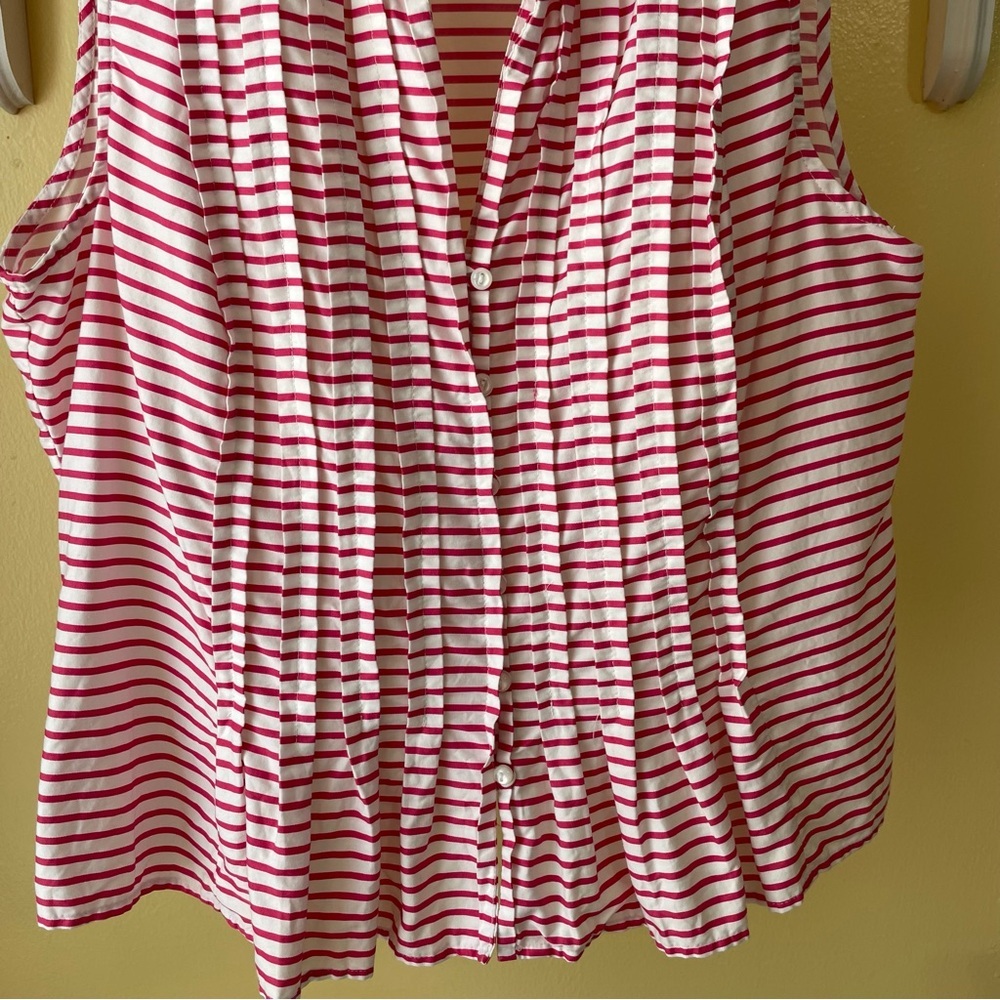 Jones New York Red and White Notched Collar Button Down Shirt 100% Cotton - Picture 2 of 8